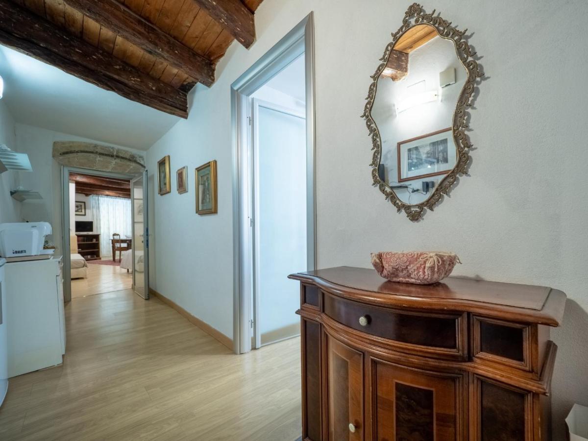 Lamarmora 26 Guest house